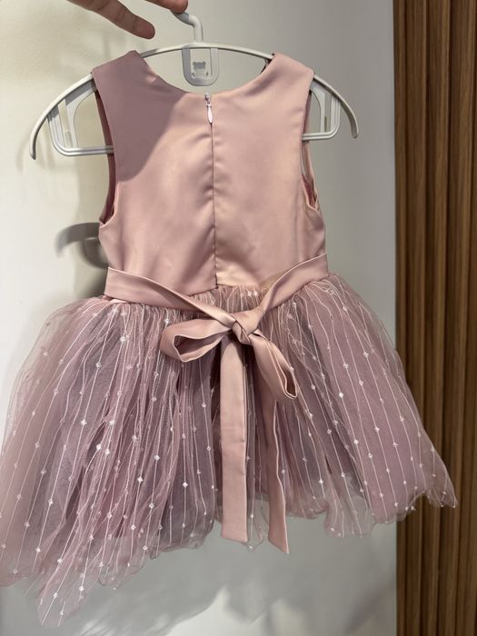 Продается платья