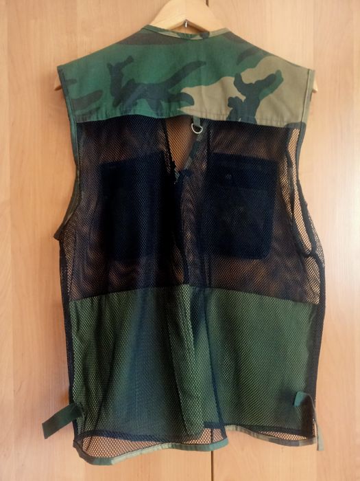 Желет с карманами