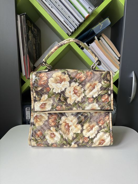 Дамска чанта.