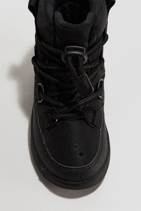 Детские ботинки новые