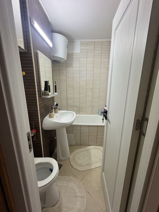 Apartament de închiriat