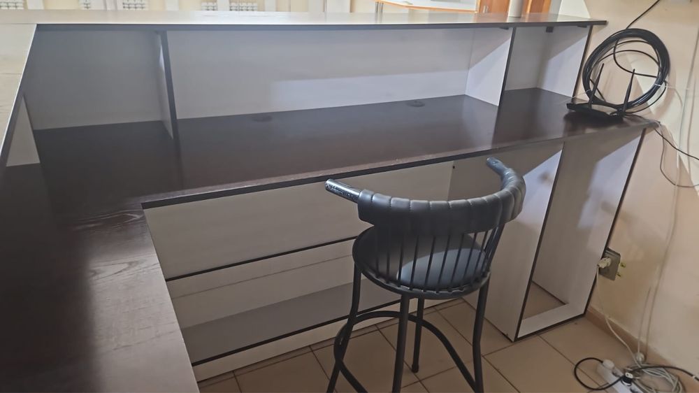 Продается ресепшн