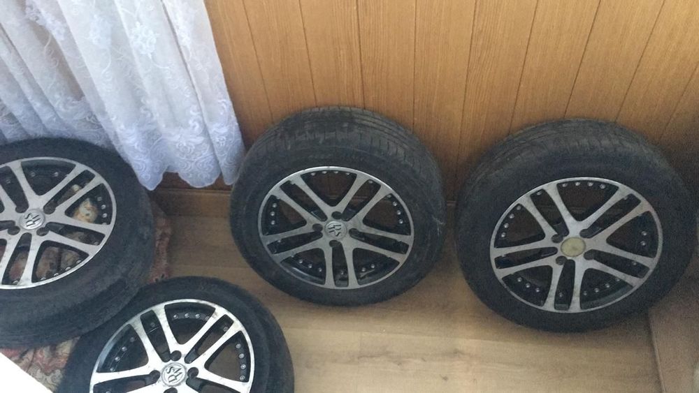 Продам диски рельсы стояли на приоре