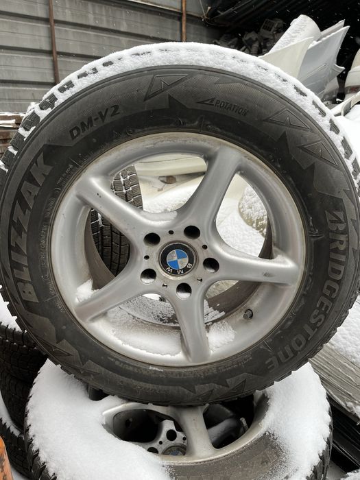 Продам шыны  дисками комплекте