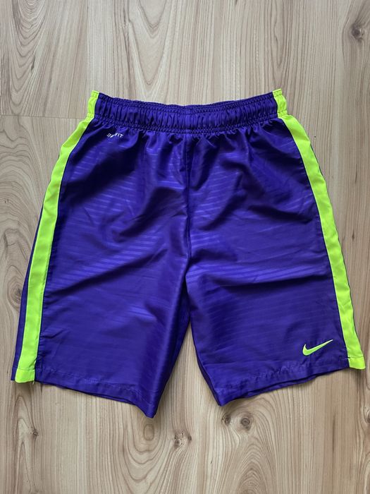 NIKE / мъжки къс спортен панталон XS