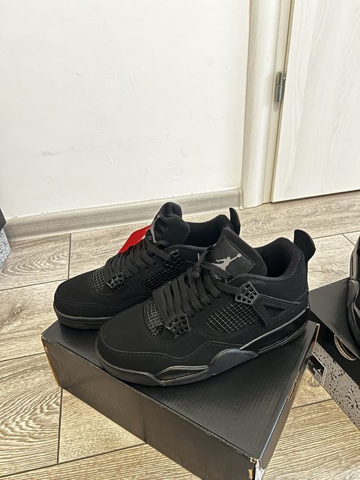 Jordan 4 Black Cat