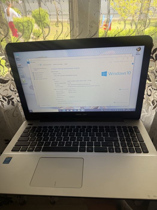 Laptop asus