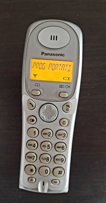 Слушалка за безжичен телефонPanasonik
сн8
Продава се само слушалката з
