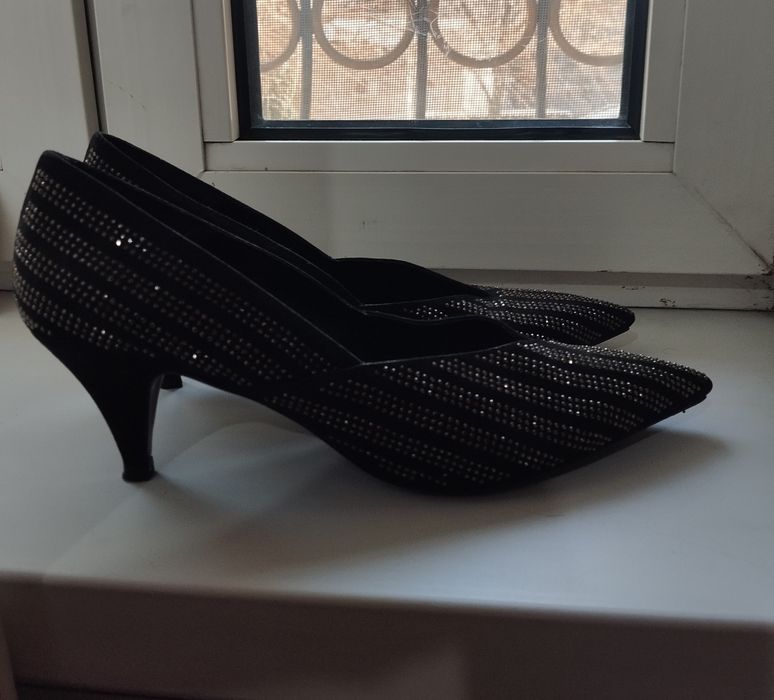 Выходные туфли на каблуке