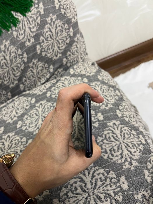 Iphone se 2020 sotiladi