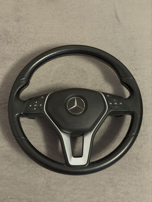 Volan Piele cu Padele Mercedes AMG