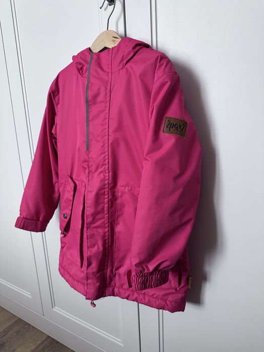 Продам парку для девочек