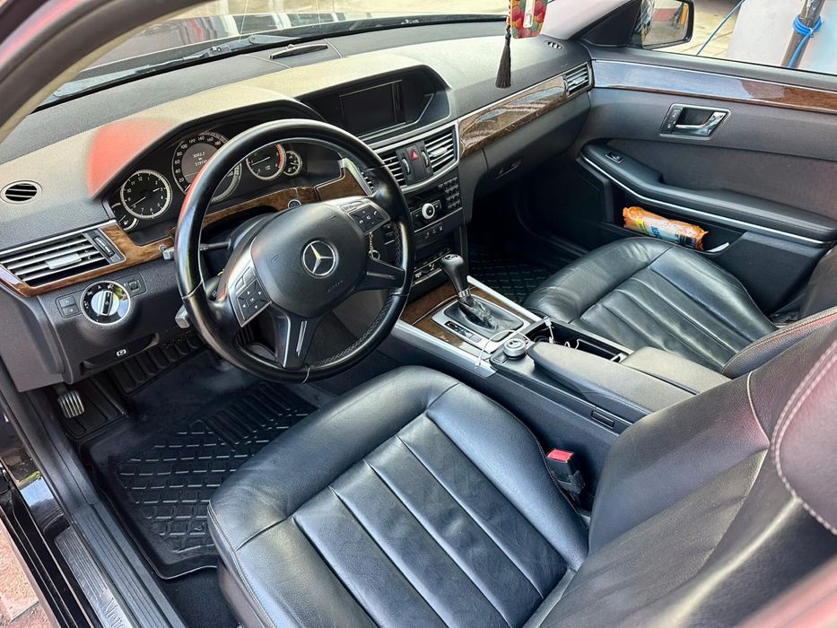 Vând  E-class 2011 2.2 170 de cai