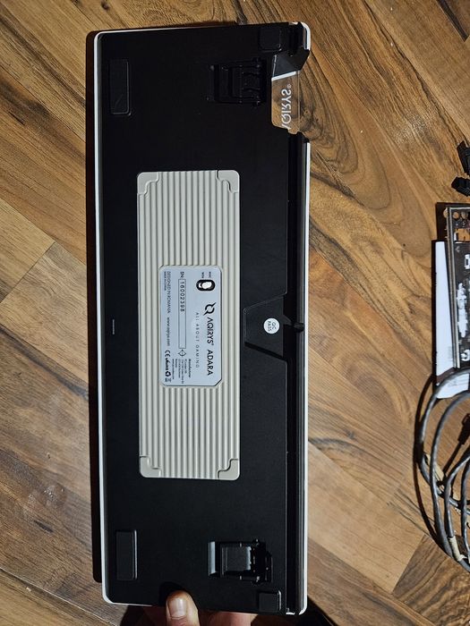 Tastatura Aqiris Adara