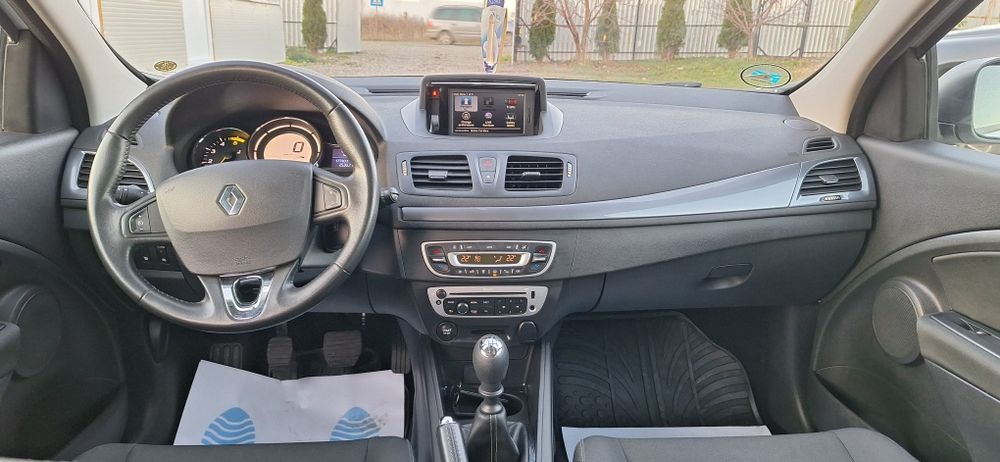 Renault Megane 1.5 dci euro 5 fabricatie 2015 cu 177.000 km