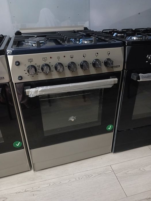 Продается стильная и надежная газовая плита AIWA AI405