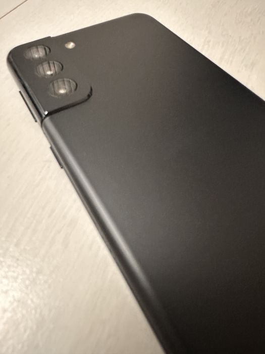 Samsung S21+ 5G 256 GB - stare fizica ireprosabila - ecran cu pata