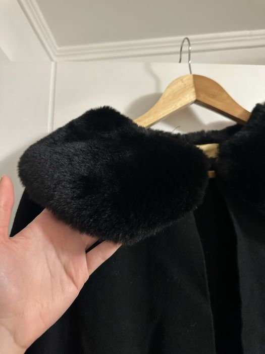 Kъсо дамско палто