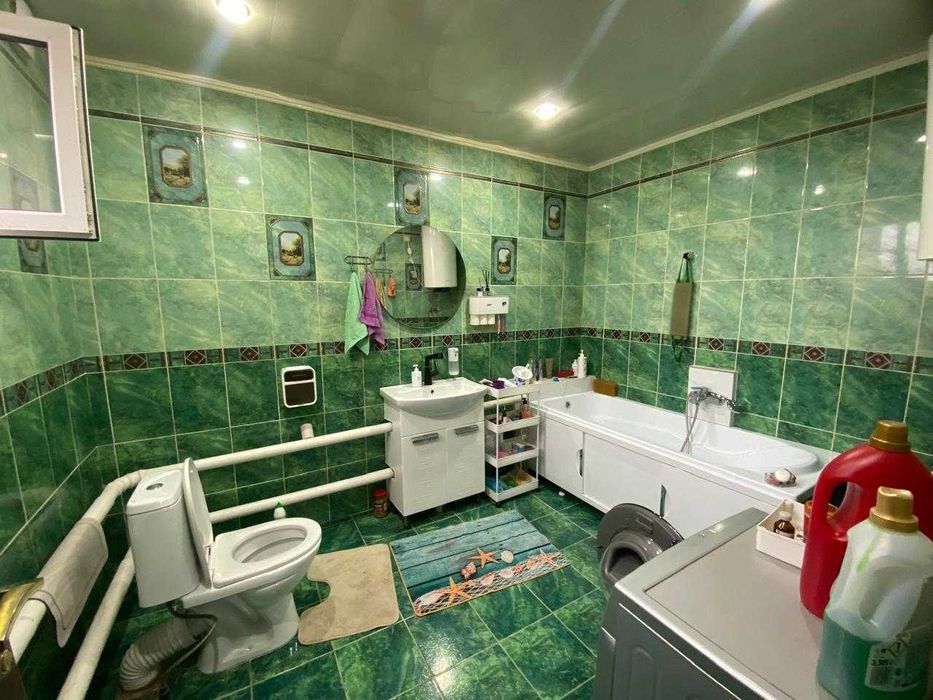 Продам 4 ком дом КСК