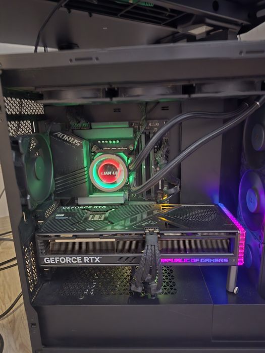 PC Gaming High-End RTX 4090 + i9 13900K | Full Setup Premium