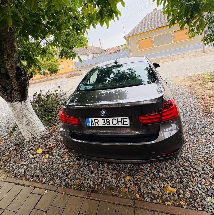 Autoturism BMW seria 3 2013