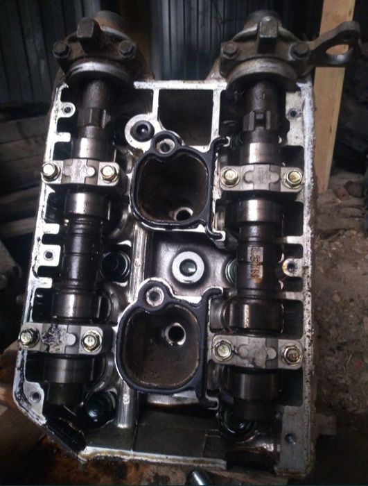 Продам ГБЦ Субару 16 клапоную