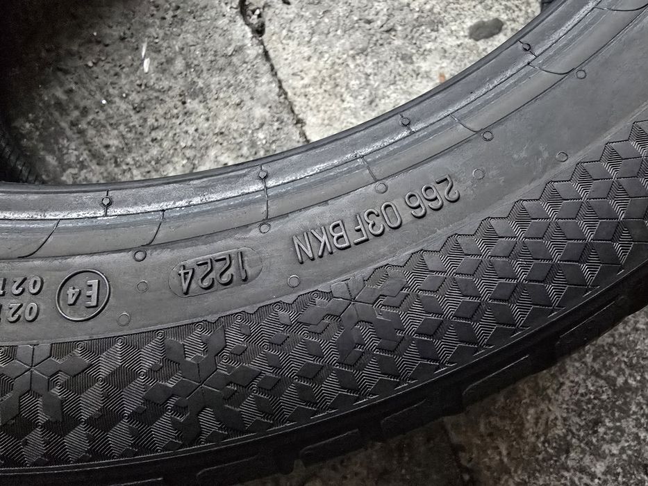 Continental 235/45 R18 98V MS iarnă