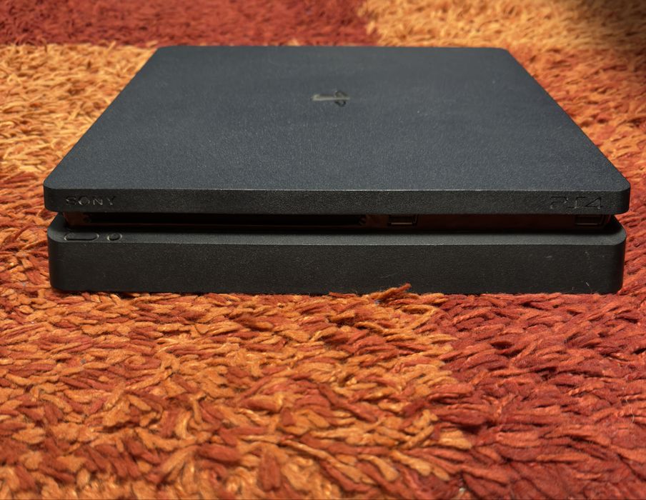 PS4 slim 500 gb+ un controller