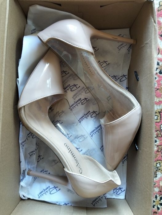 Продам размер 38