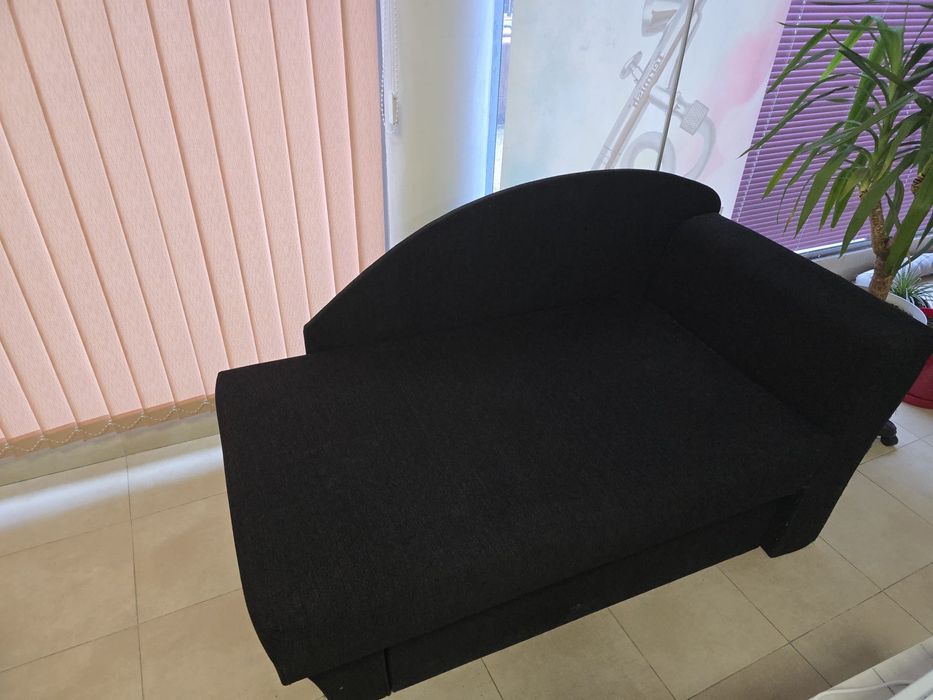 Диван употребяван двуместен