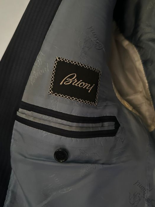 Мужской костюм Brioni