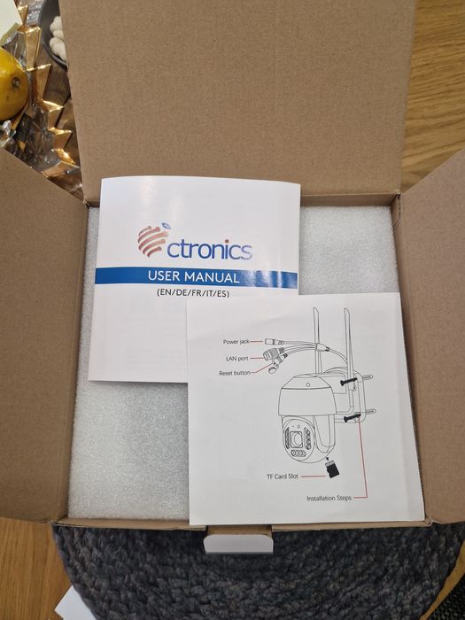 Нова охранителна куполна WIFI камера