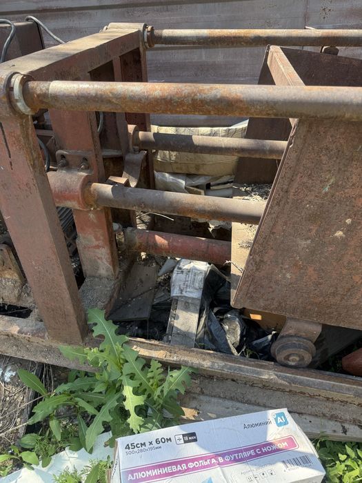 Продаётся пресс для макулатуры, ПЭТ и тд