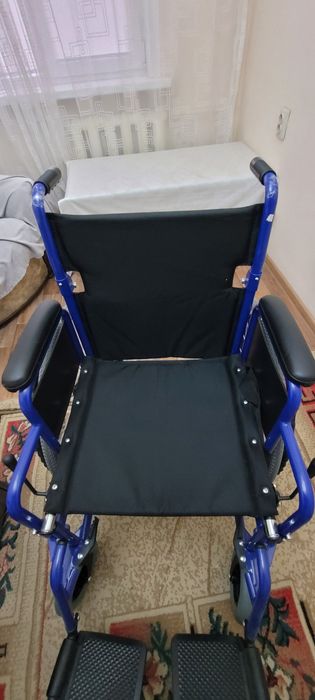 Кресло - коляска для инвалидов