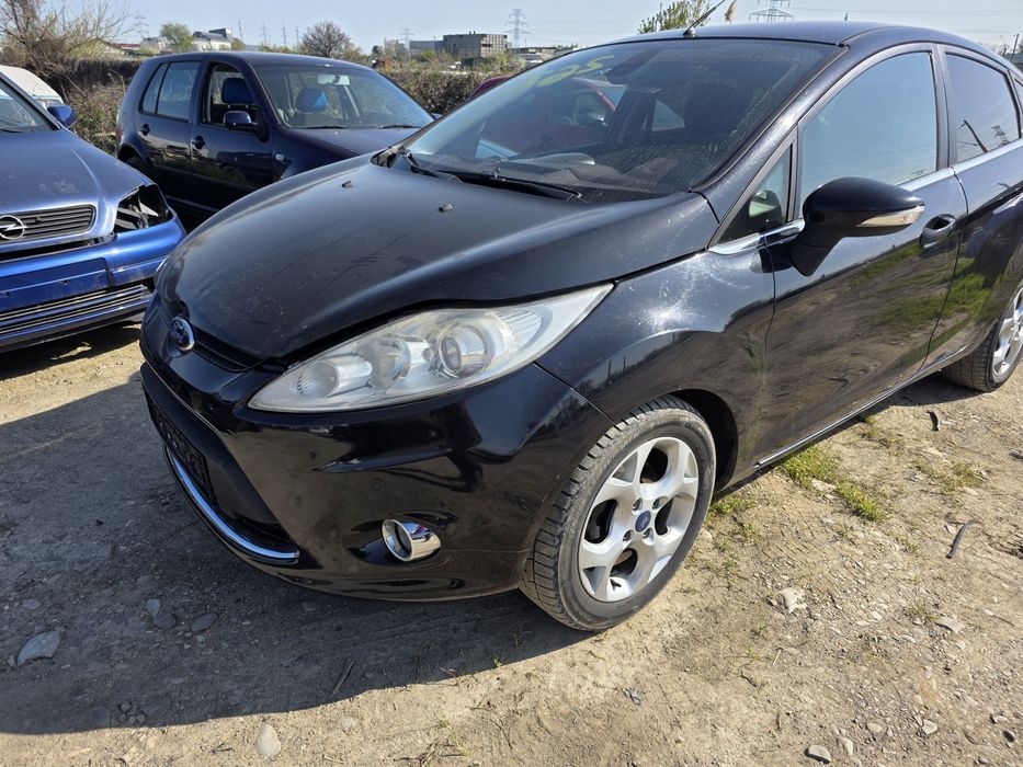 Dezmembrez Ford Fiesta 1.3i snjb 1.4 tdci 1.5tdci Piese