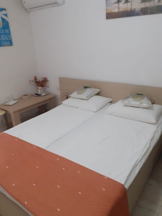 Închiriez garsonieră sezonier 2026