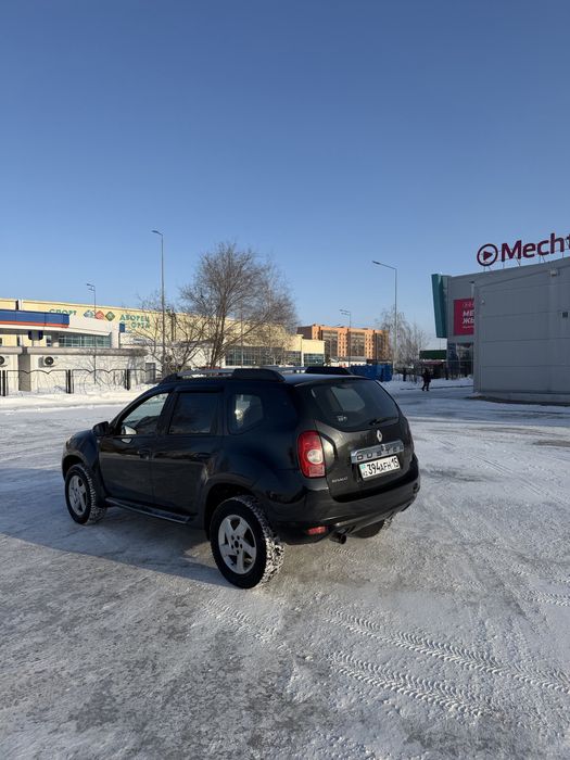 Renault Duster в хорошем состояние