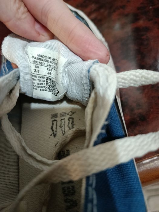 Орегинал. Джинс. Одевали вообще мало