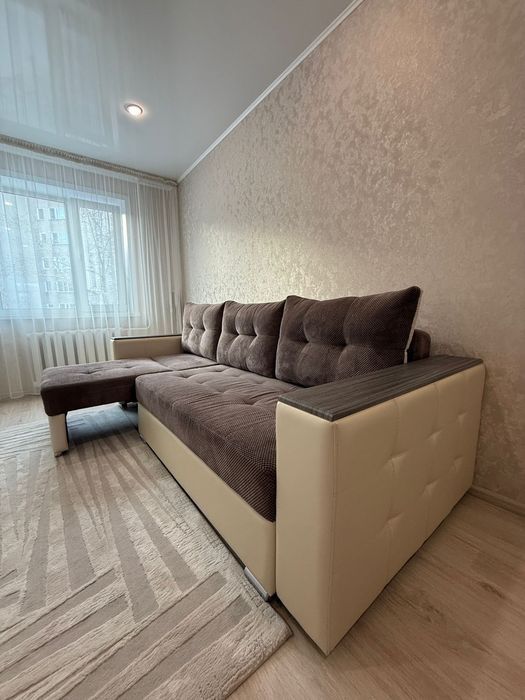 Продам диван в отличном состоянии.