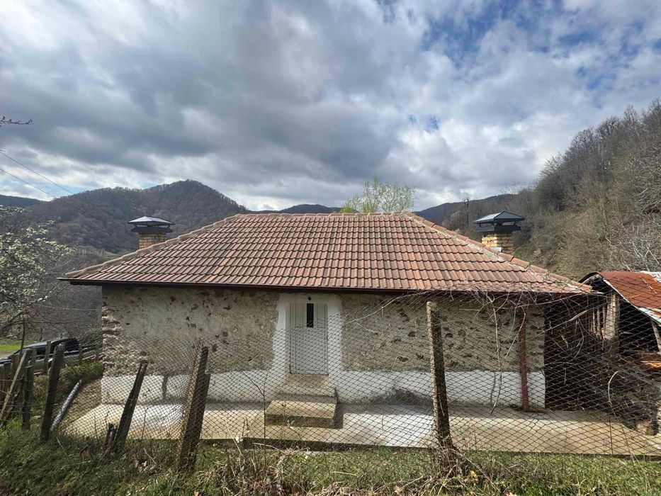 Къща в село Аламовци, Златоград