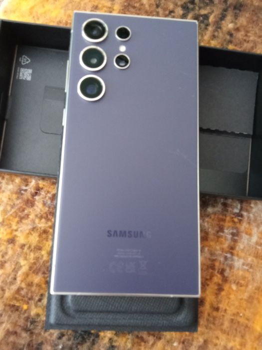 Продава се чисто нов Самсунг Ултра 24 с гаранция 3години