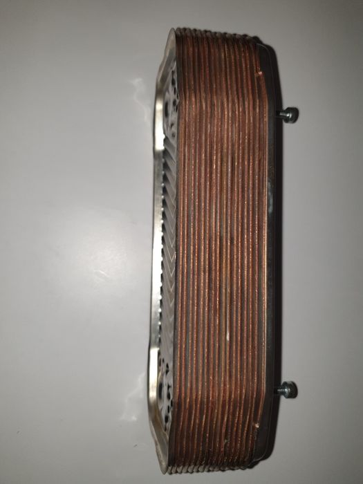 Schimbator Secundar în Placi Centrală Termică Ariston Genus