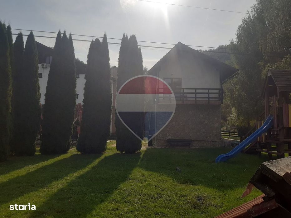 Casă / Vilă vacanta Moieciu, Brașov