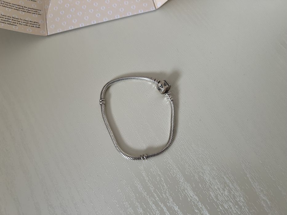 Продам браслет Pandora Оригинал.