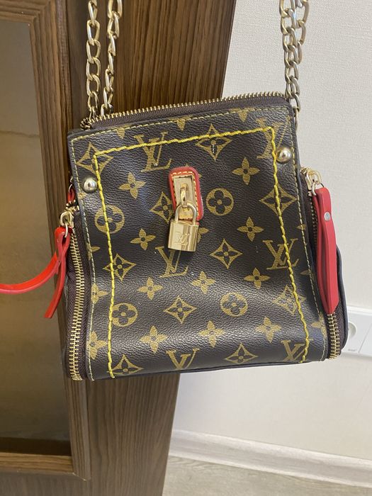 продам сумку Louis Vuitton