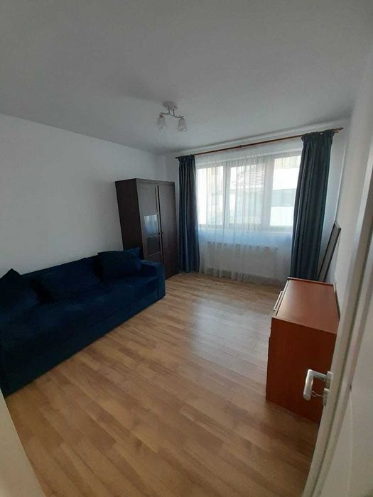 Inchiriez apartament 2 dormitoare si living