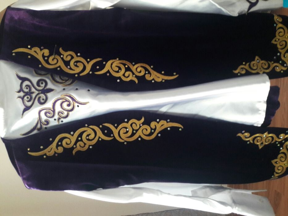 Продам костюм национальный казахский