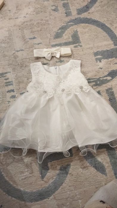 Продам детские платья