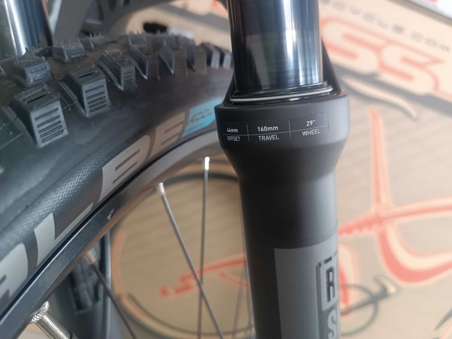 НОВ Велосипед 29" Cross RTX с пълно окачване ("мекица")