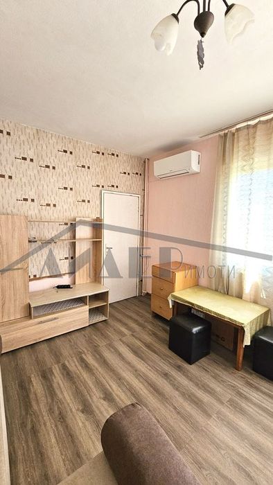 Обзаведена боксониера в кв. Тракия